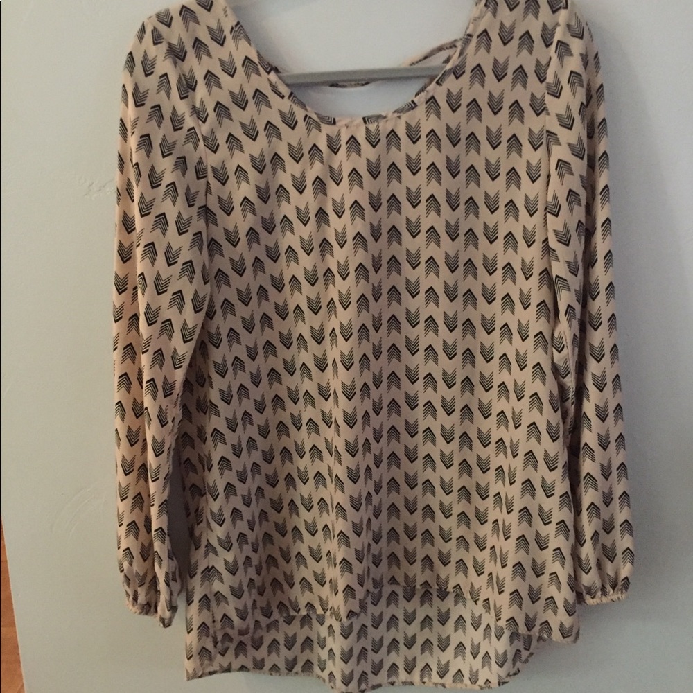 Maurice’s Arrows Shirt